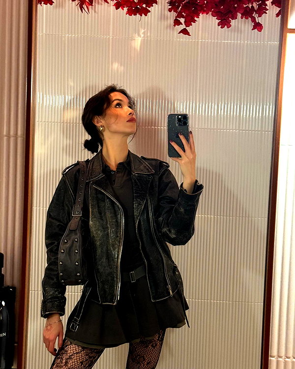 anzhelater instagram image archive image