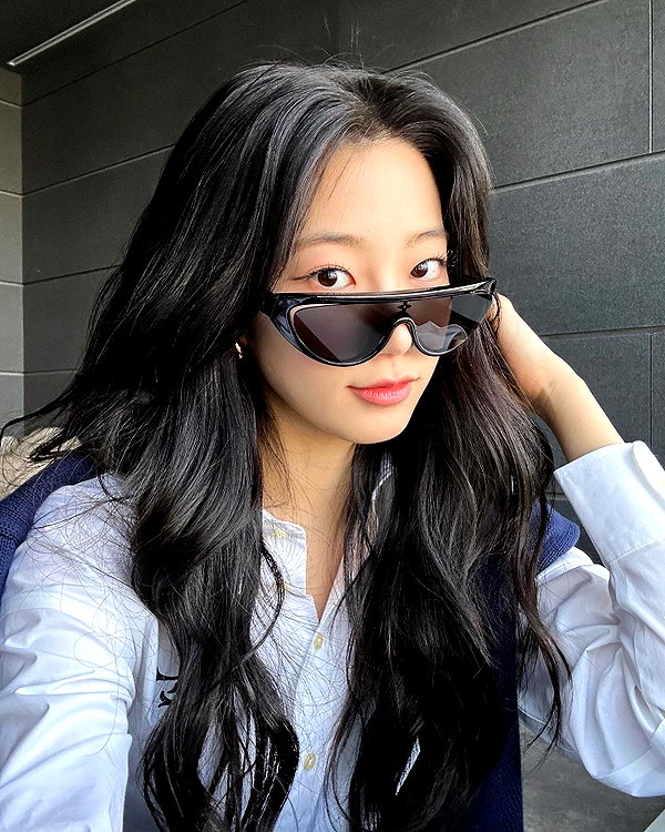 zuhazana instagram image archive image