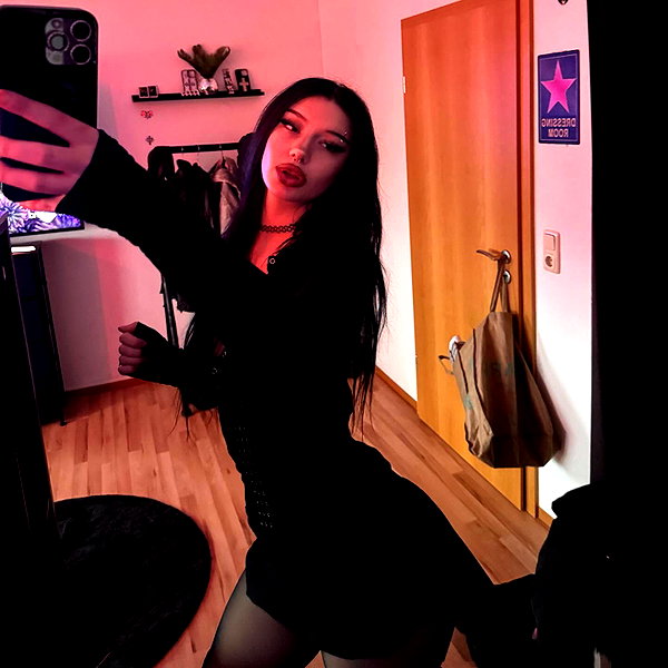shawtysuzi instagram image archive image