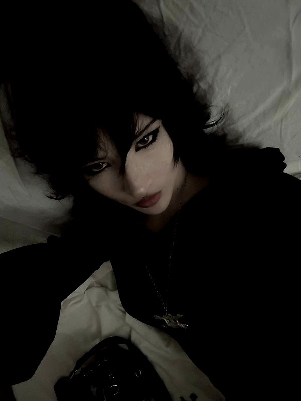 Archived image from @kk3tr1n4 on Instagram
