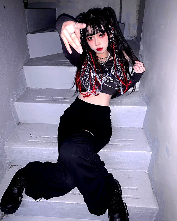 nixqq.425_ instagram image archive image