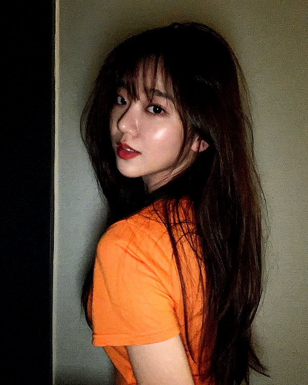 hyeweon__ instagram image archive image