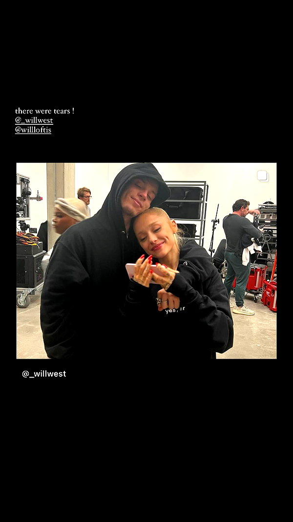arianagrande instagram image archive image