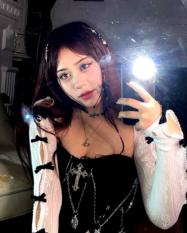 is2tian instagram image archive image