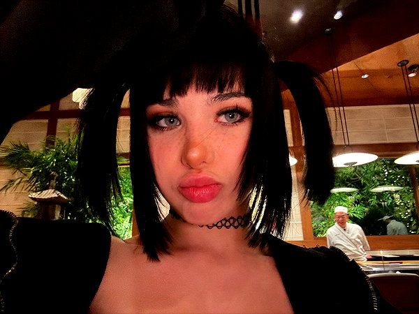 nicoleponyxo instagram image archive image