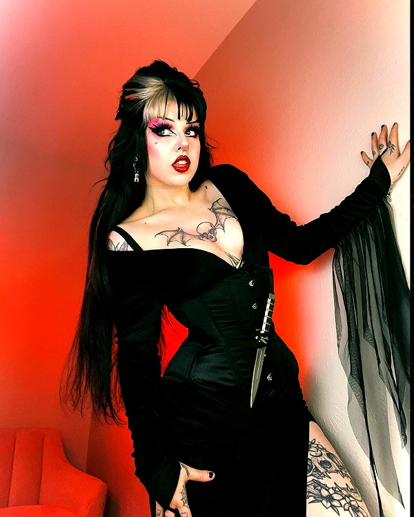 yeahimcaroline instagram image archive image