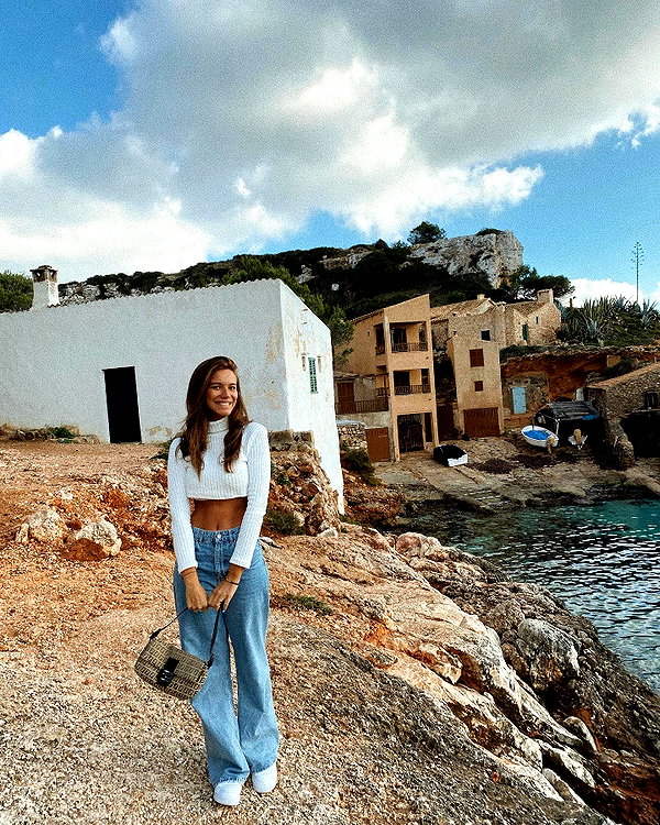 pia__kim instagram image archive image