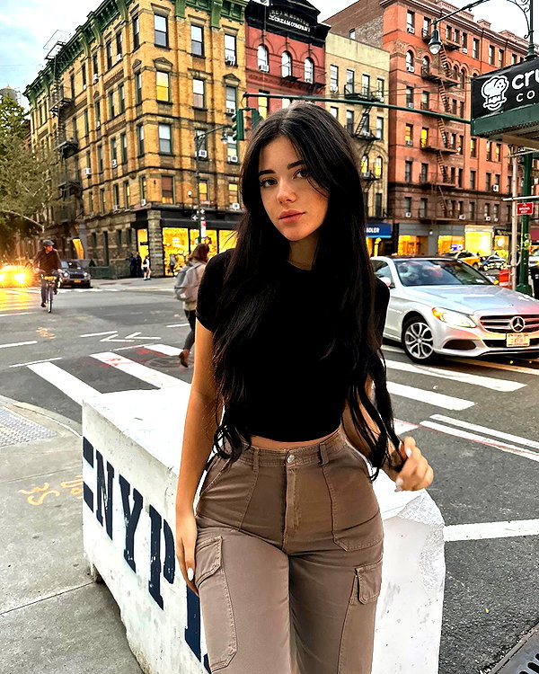 vanessa.rhd instagram image archive image