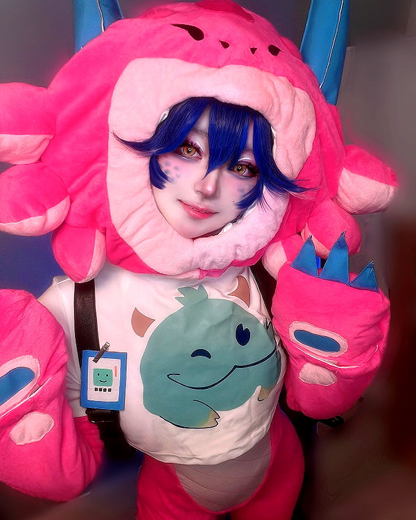 purinn_cos instagram image archive image