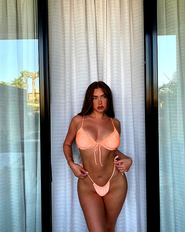 staskaranikolaou instagram image archive image
