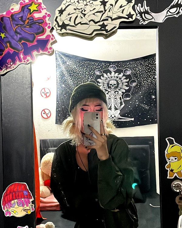 shevaal_x instagram image archive image