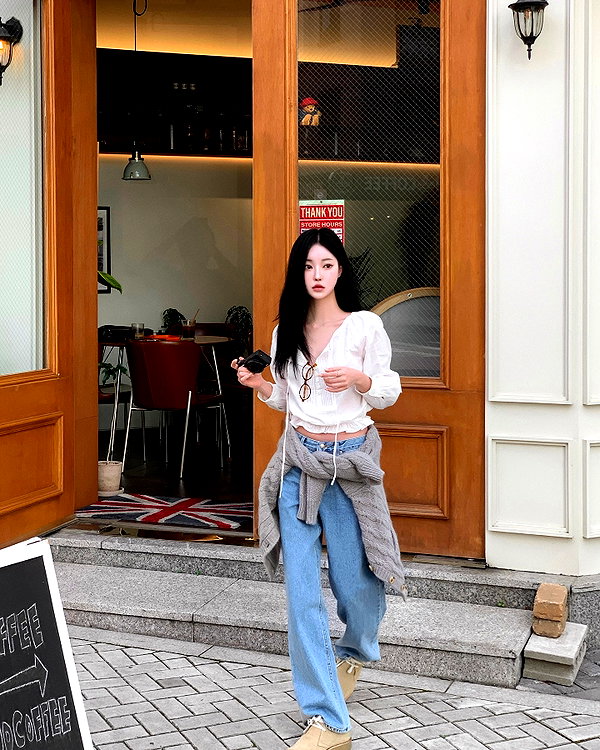 daxbin instagram image archive image