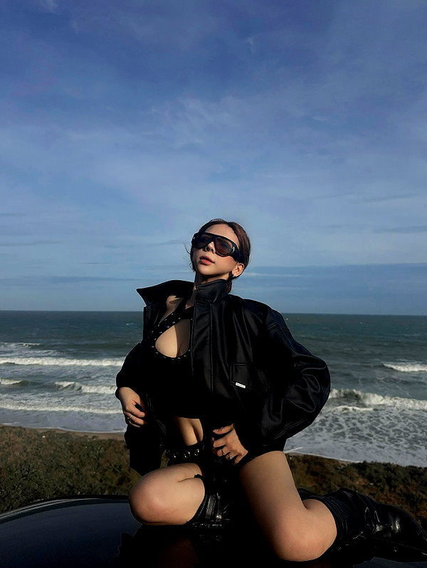 lyhythuedoxinh instagram image archive image