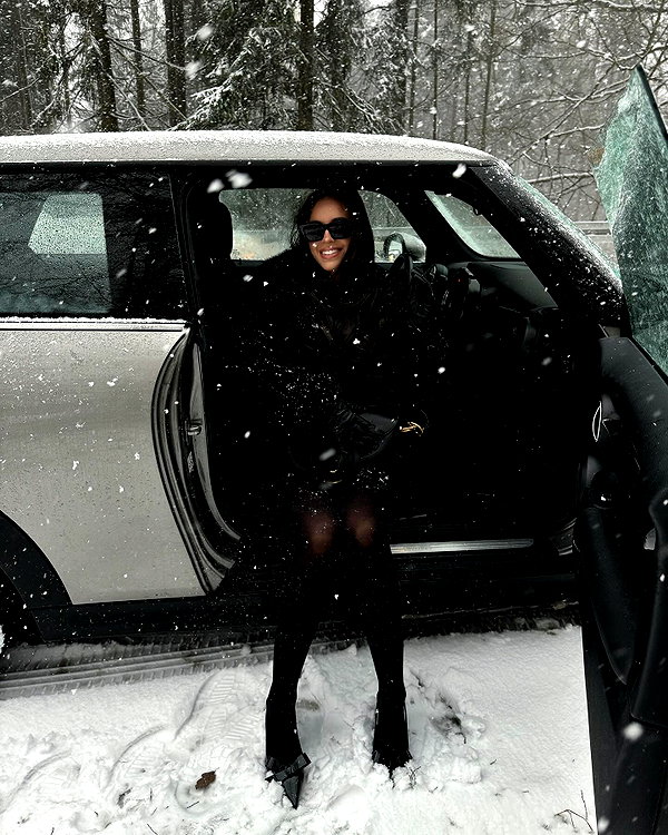 zoeliss instagram image archive image
