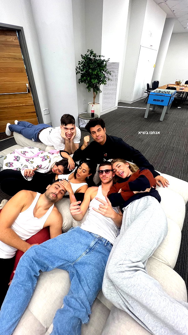 annazak12 instagram image archive image