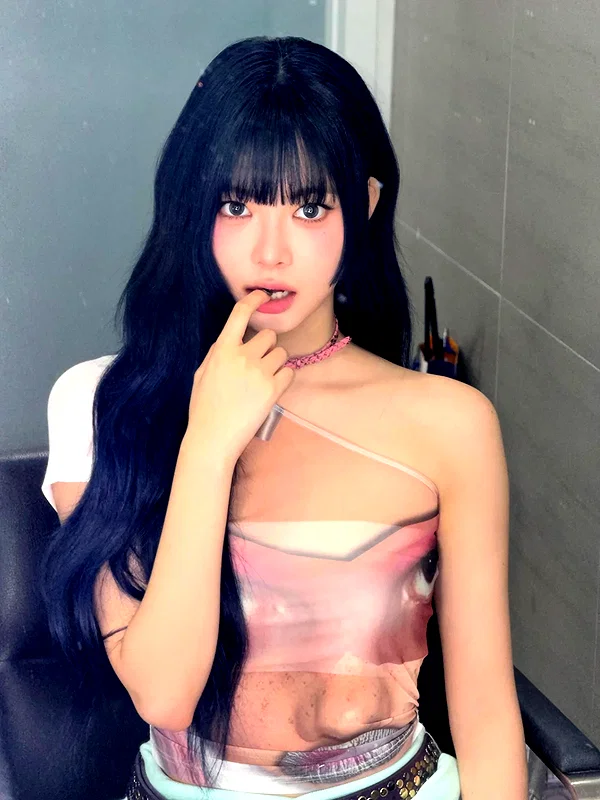 hhh.e_c.v instagram image archive image