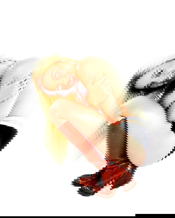 sydney_sweeney sydney_sweeney archive image