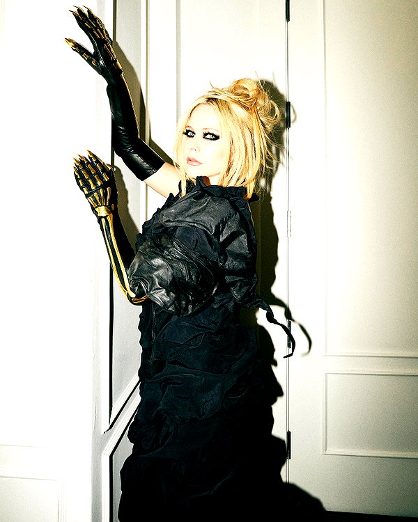 avrillavigne instagram image archive image