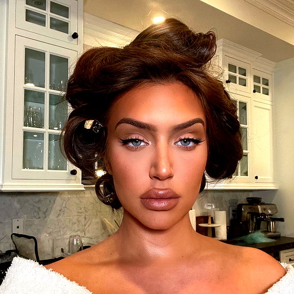 staskaranikolaou instagram image archive image