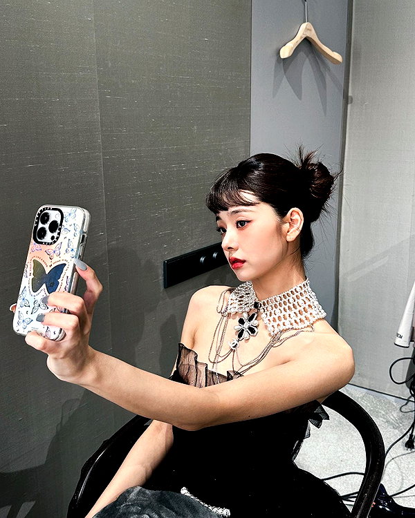dear.zia instagram image archive image