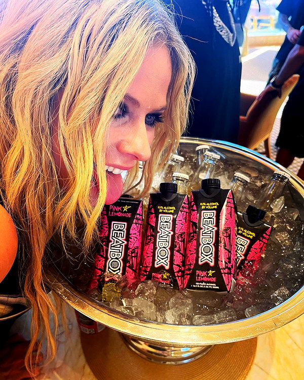 avrillavigne instagram image archive image
