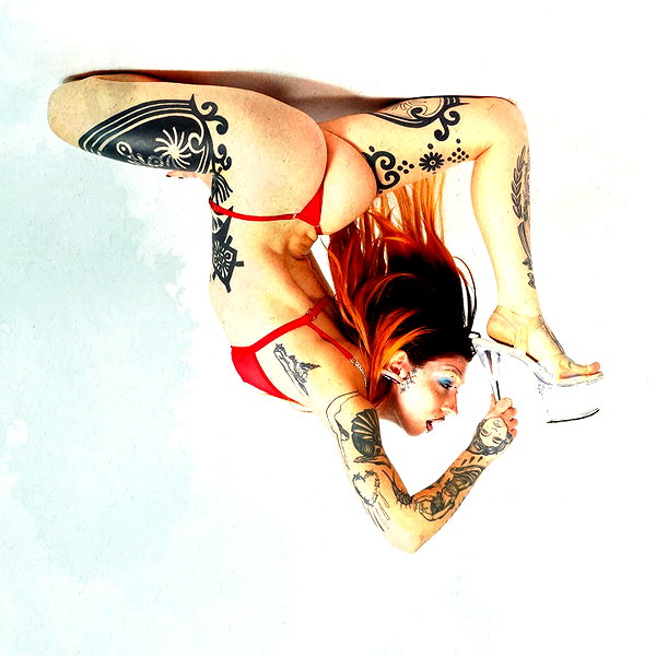 Archived image from @noyrll on Instagram