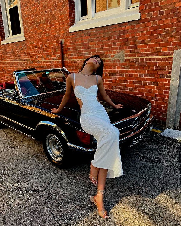 oliviaphillipps instagram image archive image