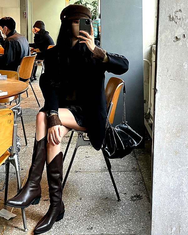daxbin instagram image archive image