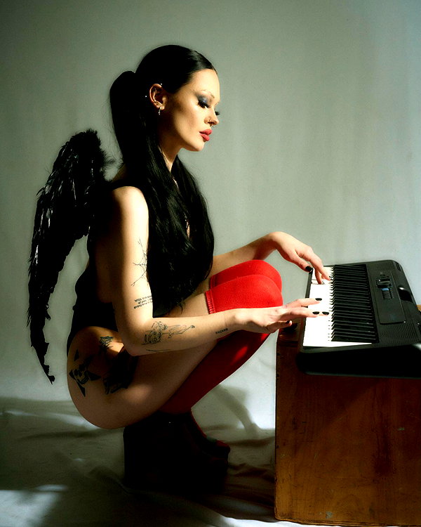 gabs.z.x instagram image archive image