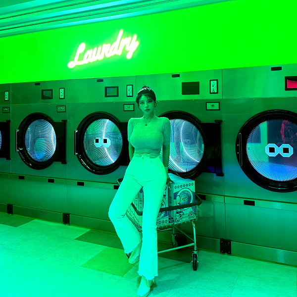 ro_bbin123 instagram image archive image