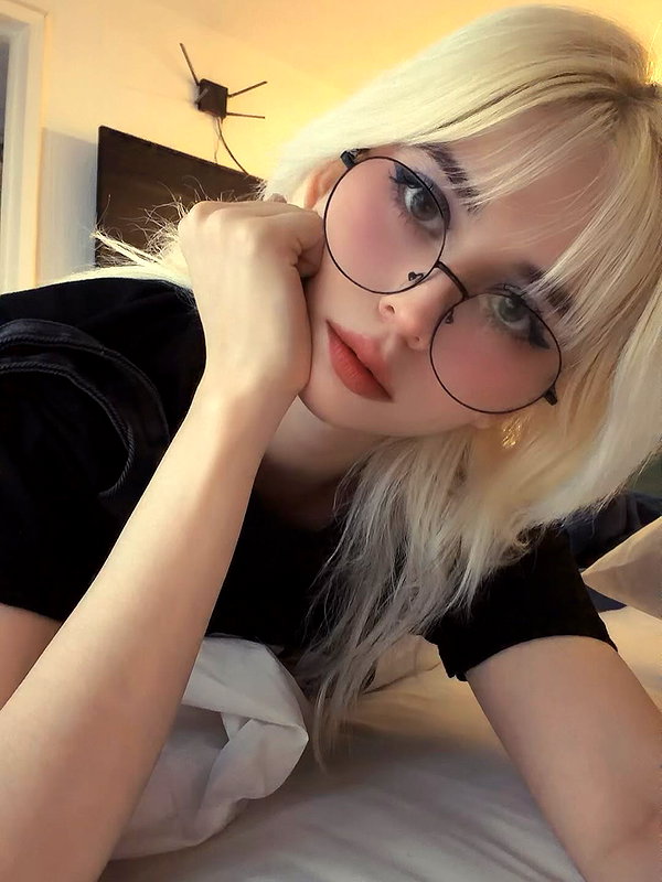 luly1980s instagram image archive image