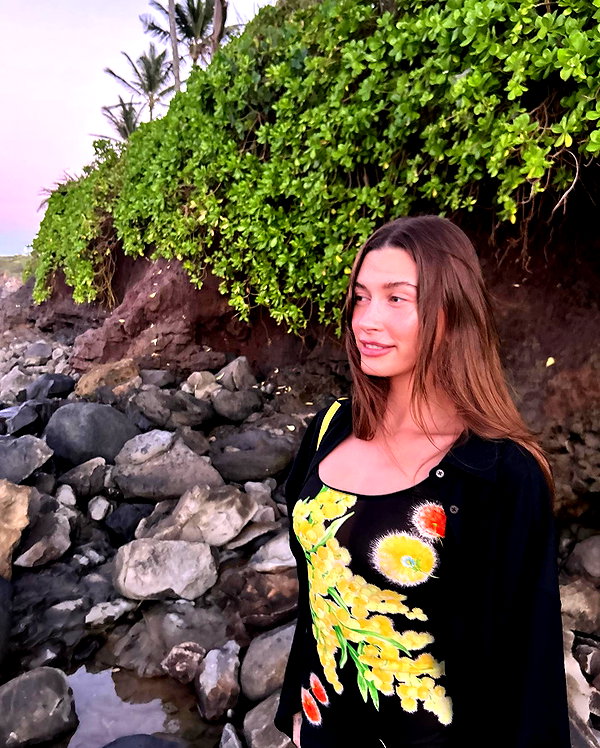 haileybieber instagram image archive image