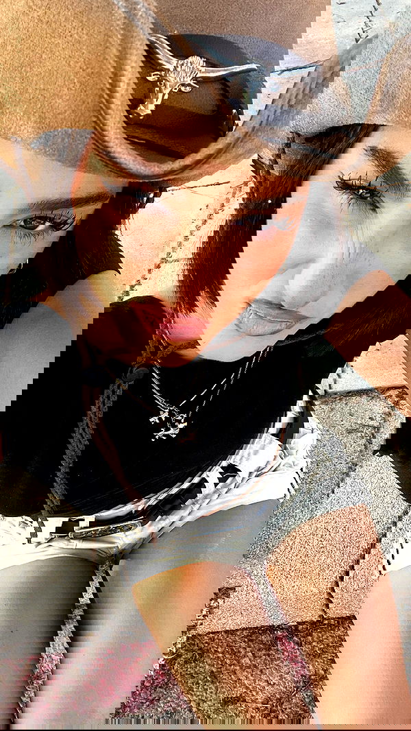 efrat_elmalich image ~ Altpins