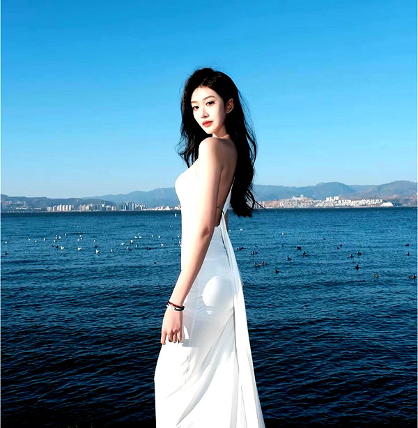 lyhythuedoxinh instagram image archive image