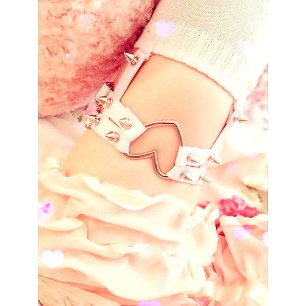 peachmilky_ instagram image archive image