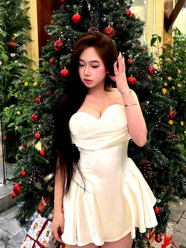 lyhythuedoxinh instagram image archive image