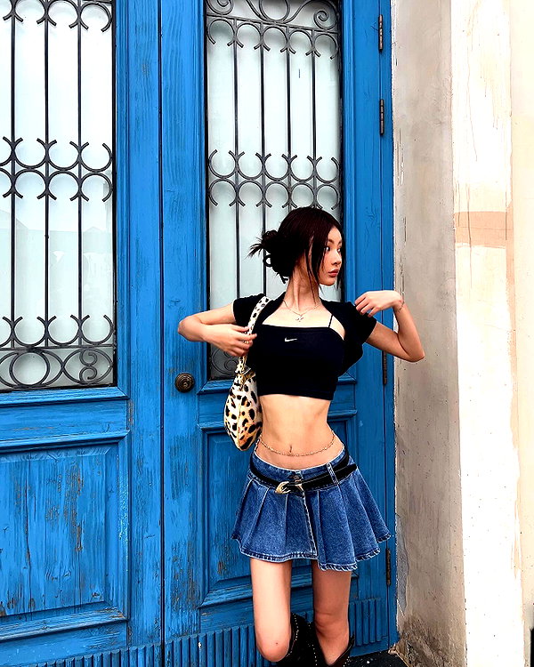 ll.lu1s instagram image archive image