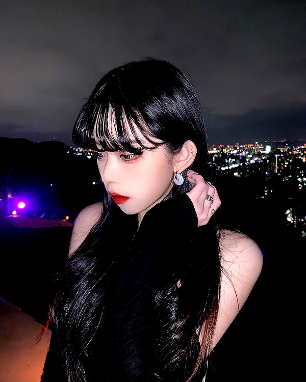 nixqq.425_ instagram image archive image