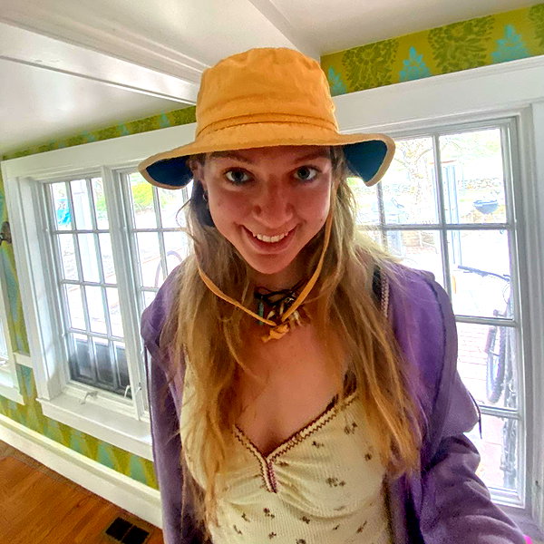 Archived image from @lolabllue on Instagram