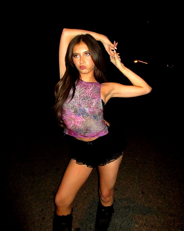 ellianawalmsley instagram image archive image
