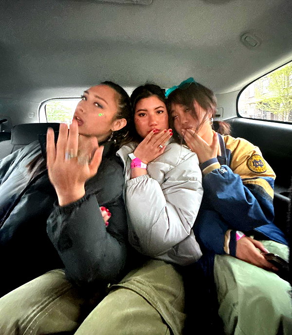 cait.knight instagram image archive image