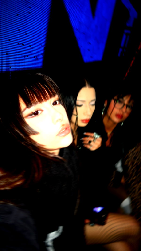 noa2000oooo instagram image archive image