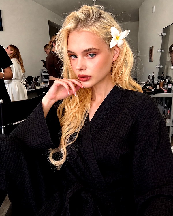 alisen.mari instagram image archive image