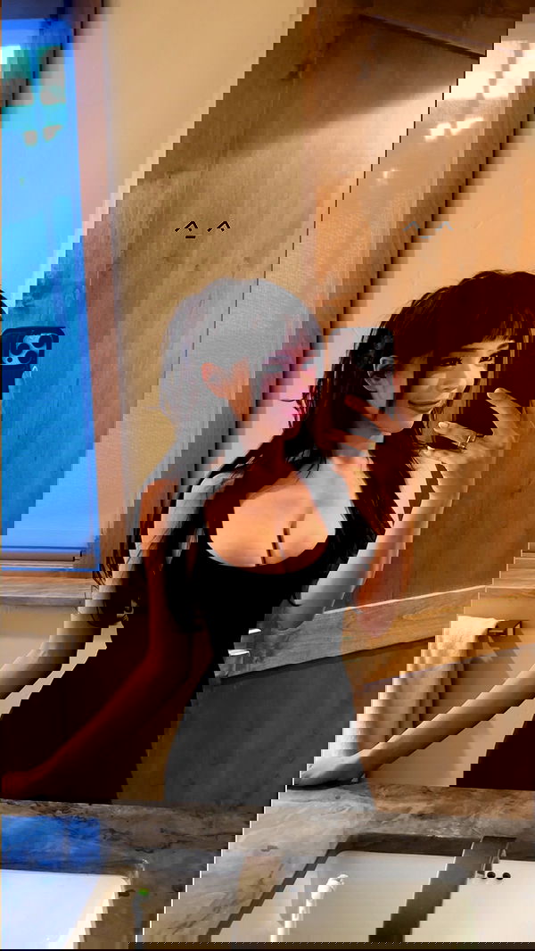 neiimaaa neiimaaa archive image