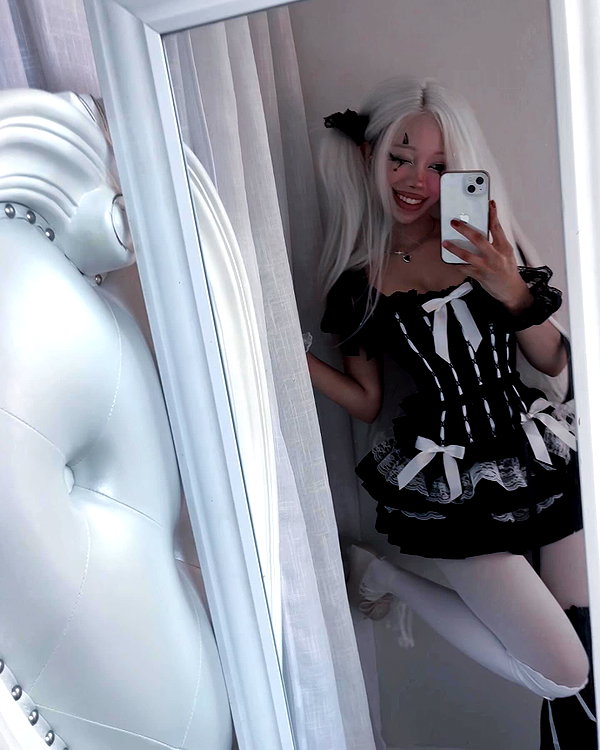 Archived image from @irisinna on Instagram
