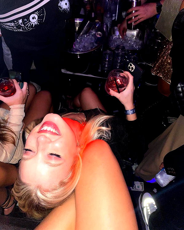 kaylasimmmons instagram image archive image