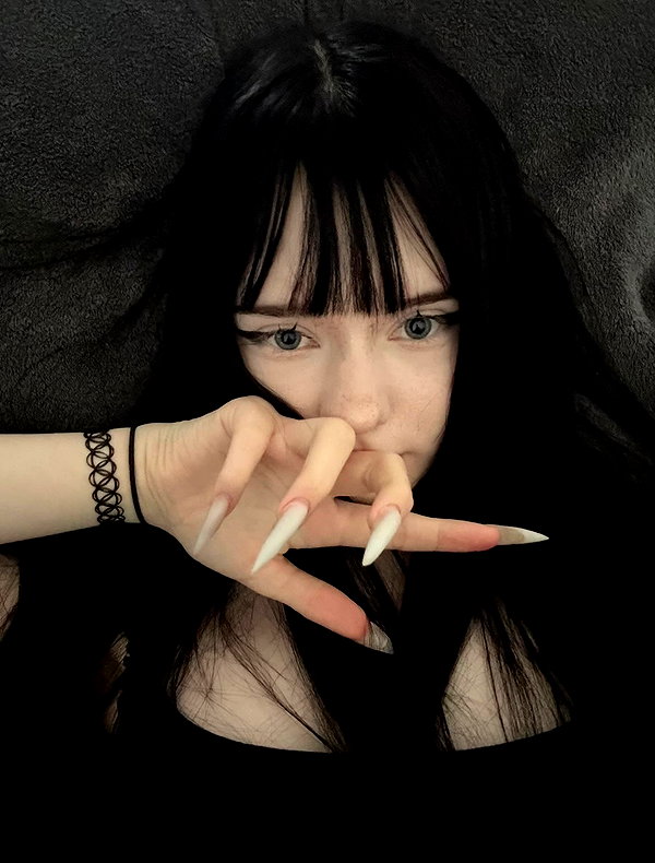 Archived image from @tribalnel on Instagram