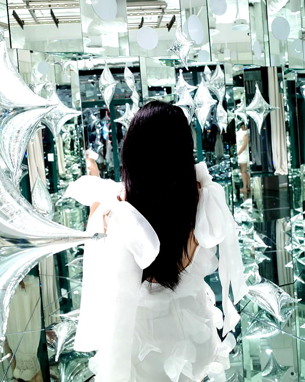 lyhythuedoxinh instagram image archive image