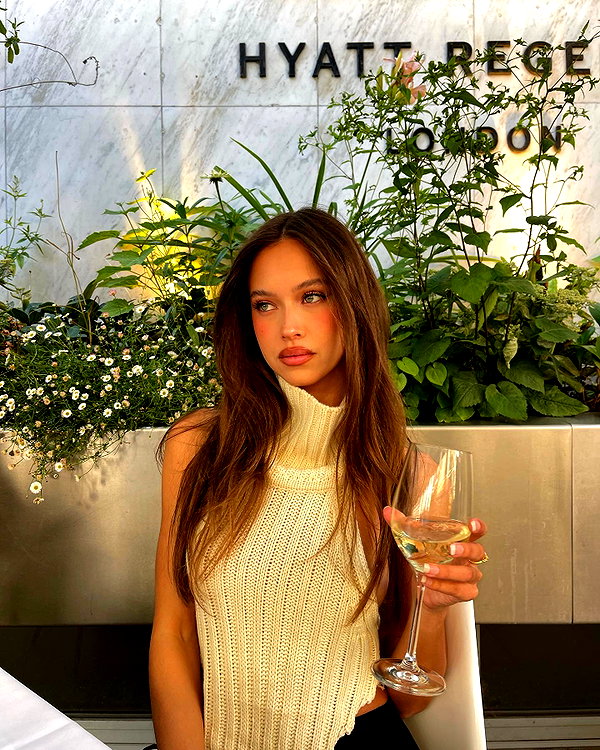 isabellemathersx instagram image archive image