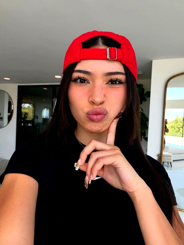 aishahsofey instagram image archive image